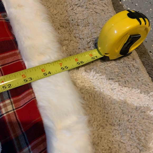 Buffalo plaid tree skirt with deer. - Picture 2 of 3